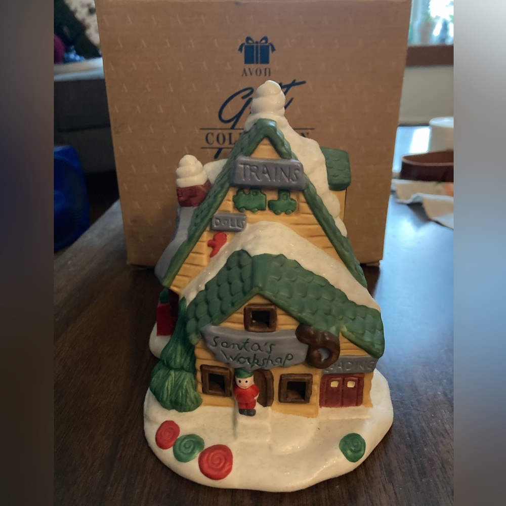 Avon Santa Town Elves’ Workshop